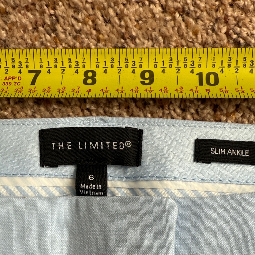 The Limited Light Blue Cropped Pants - Picture 4 of 5